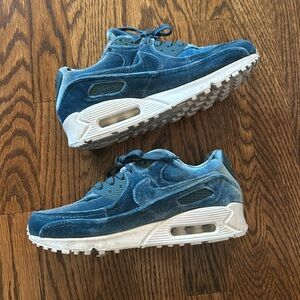 Suede Nike air max